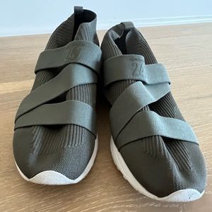 New Balance Men Shoes Green Size 13